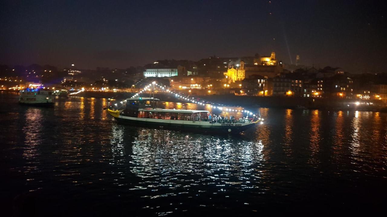 加亚新城Vitoria Douro别墅 外观 照片