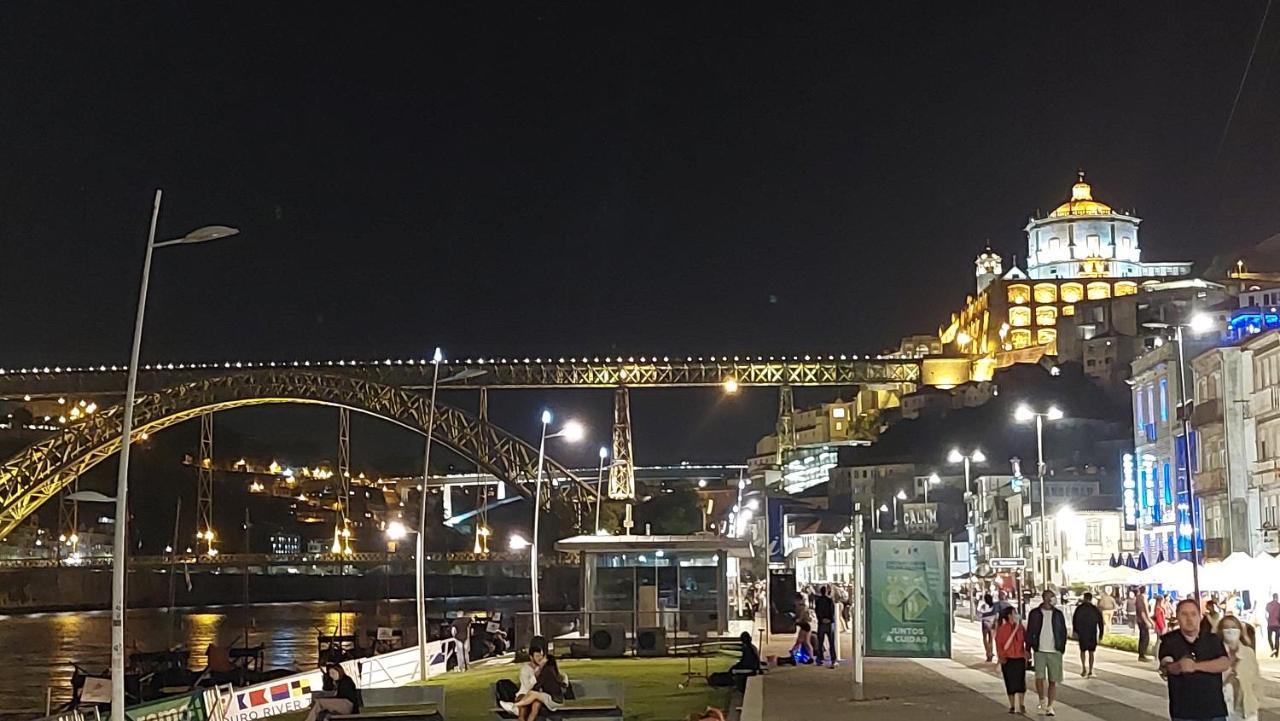 加亚新城Vitoria Douro别墅 外观 照片